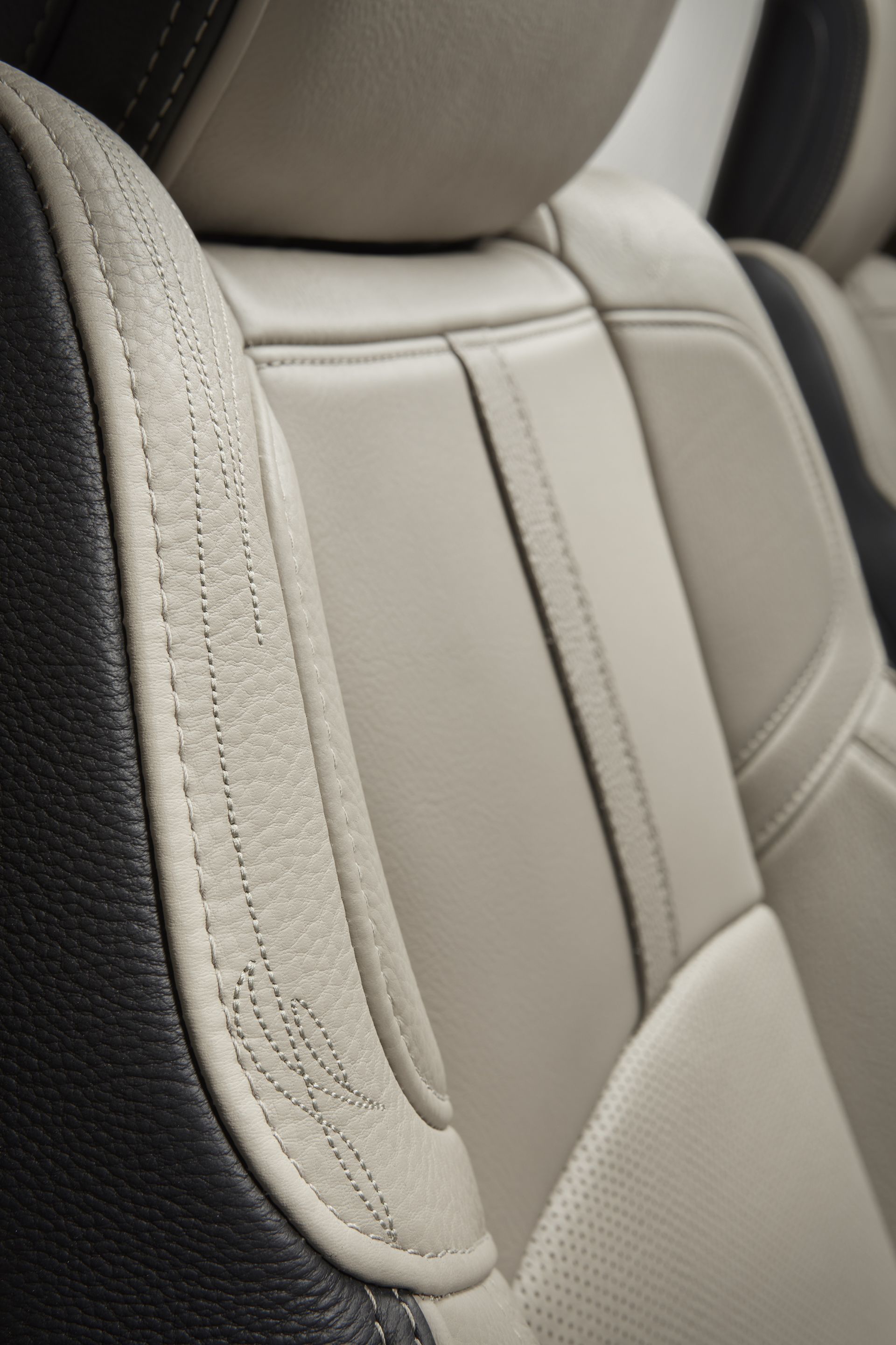 2019 Ram Heavy Duty Limited Interior