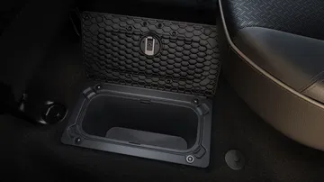 2019 Ram Heavy Duty Rambins In Floor Storage