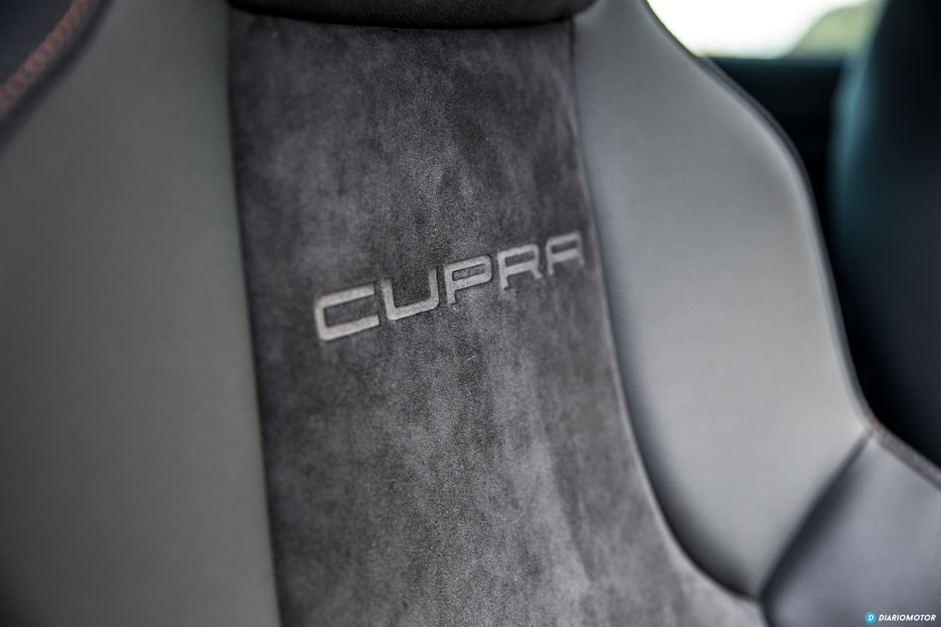 Seat Leon Cupra R Interior 12