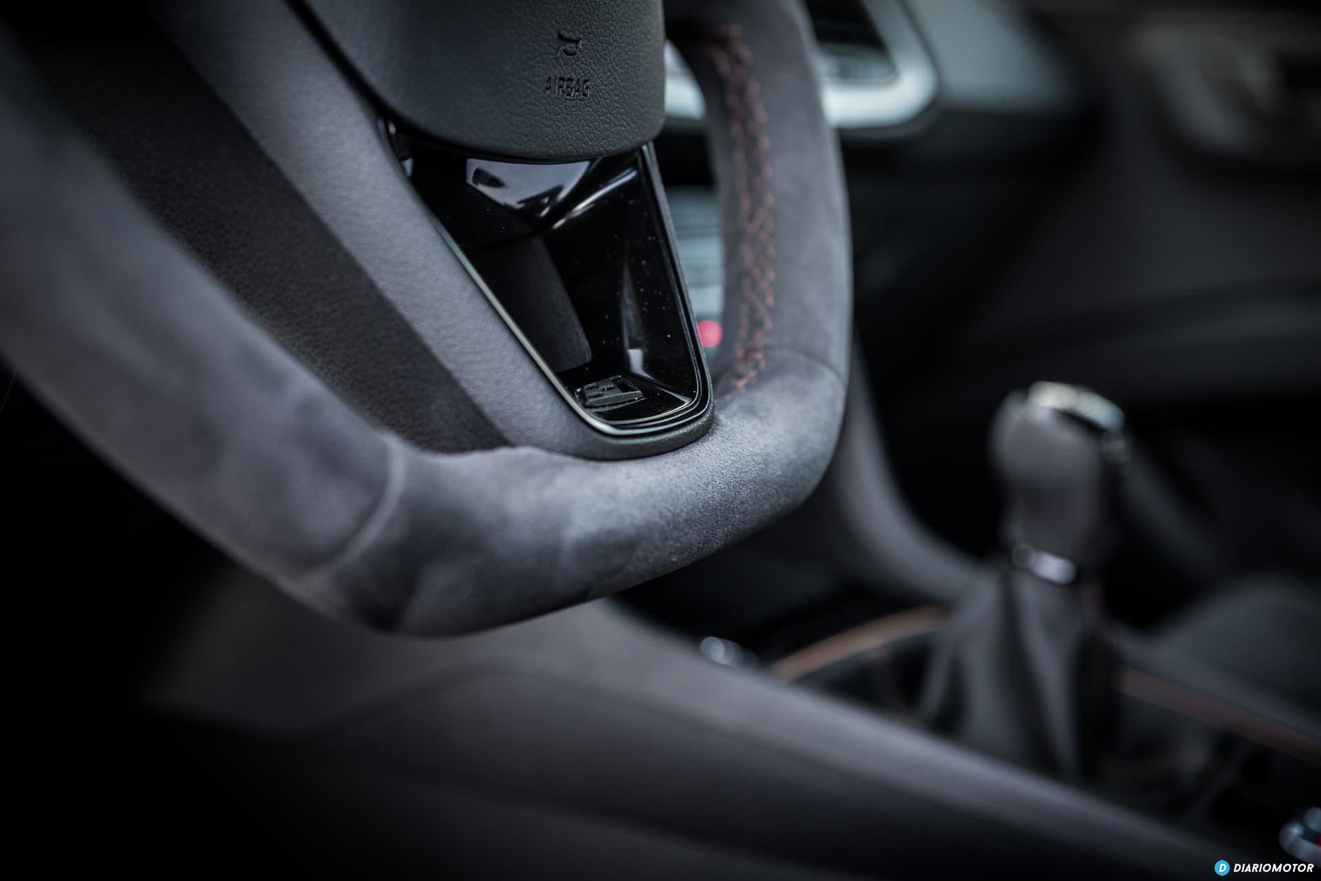 Seat Leon Cupra R Interior 3