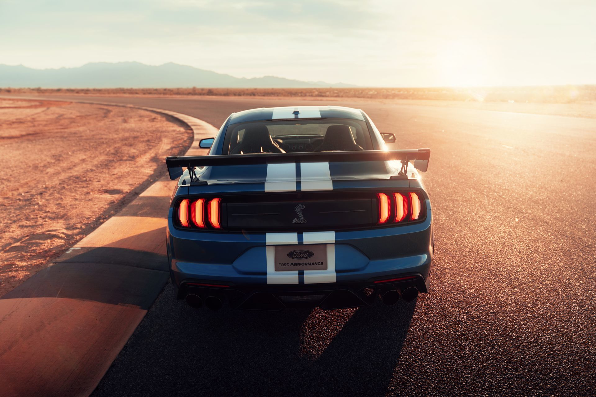 2020 Mustang Shelby Gt500 Carbon Fiber Track Package