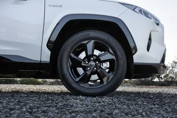 Toyota Rav4 2019 0119 006 Llanta