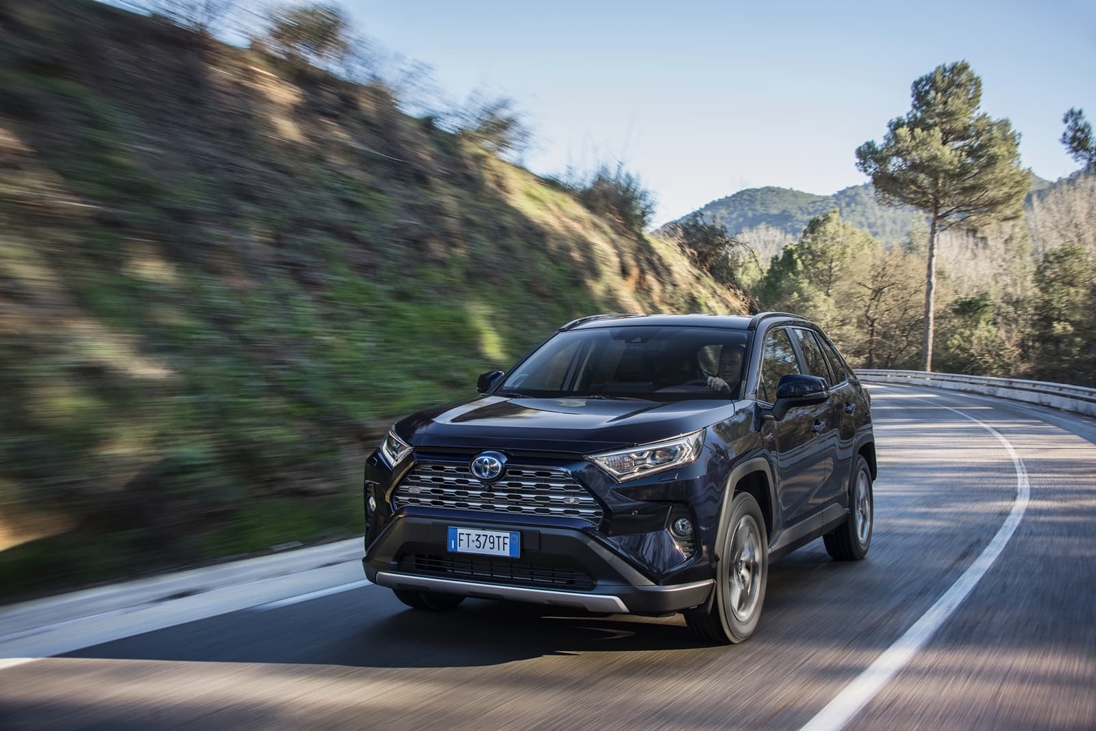 Toyota Rav4 2019 0119 038