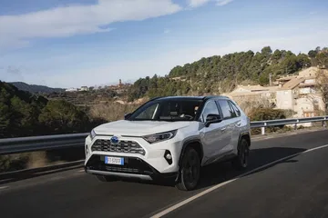 Toyota Rav4 2019 0119 076