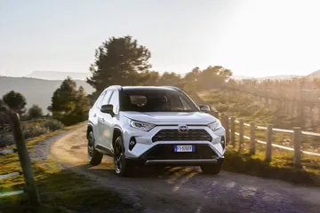 Toyota Rav4 2019 0119 088