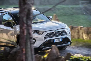 Toyota Rav4 2019 0119 101