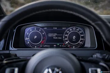 Volkswagen Golf R Digital Cockpit