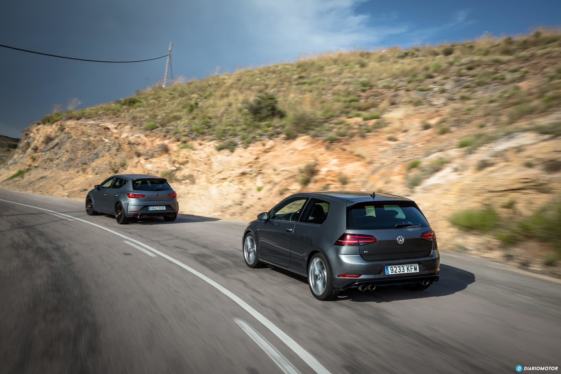 Volkswagen Golf R Seat Leon Cupra R 11