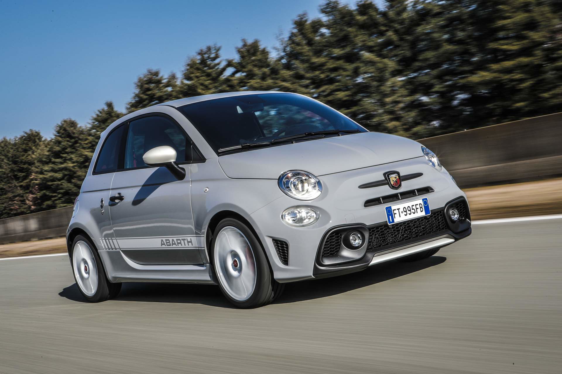 Abarth 595 Esseesse 2019 10