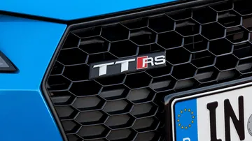 Audi Tt Rs 2019 Azul Exterior Detalles 14