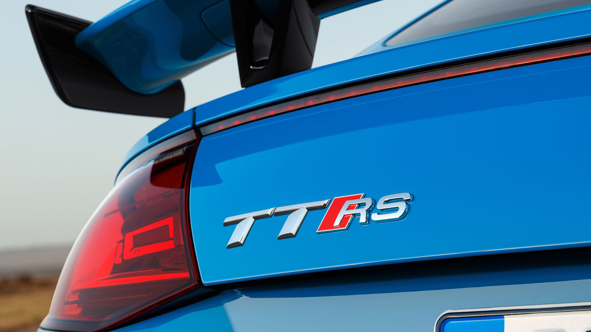 Audi Tt Rs 2019 Azul Exterior Detalles 15