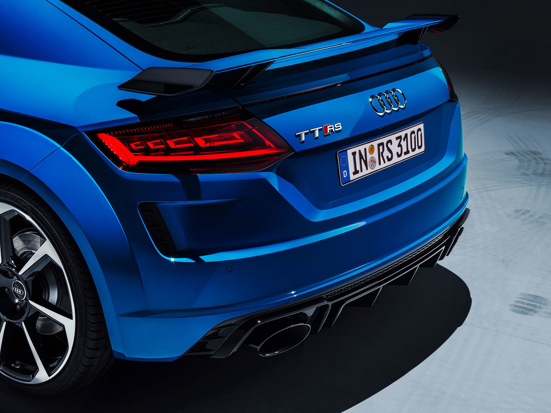 Audi Tt Rs 2019 Azul Exterior Detalles 16