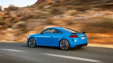 Audi Tt Rs 2019 Azul Exterior Movimiento 05
