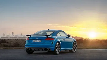 Audi Tt Rs 2019 Azul Exterior Movimiento 10
