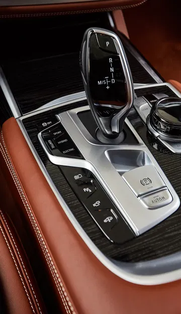 Bmw Serie 745e Hibrido Interior 2019 04