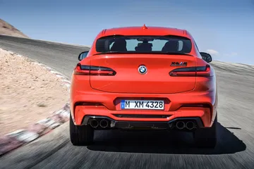 Bmw X4 M 2019 Rojo Exterior Movimiento 06