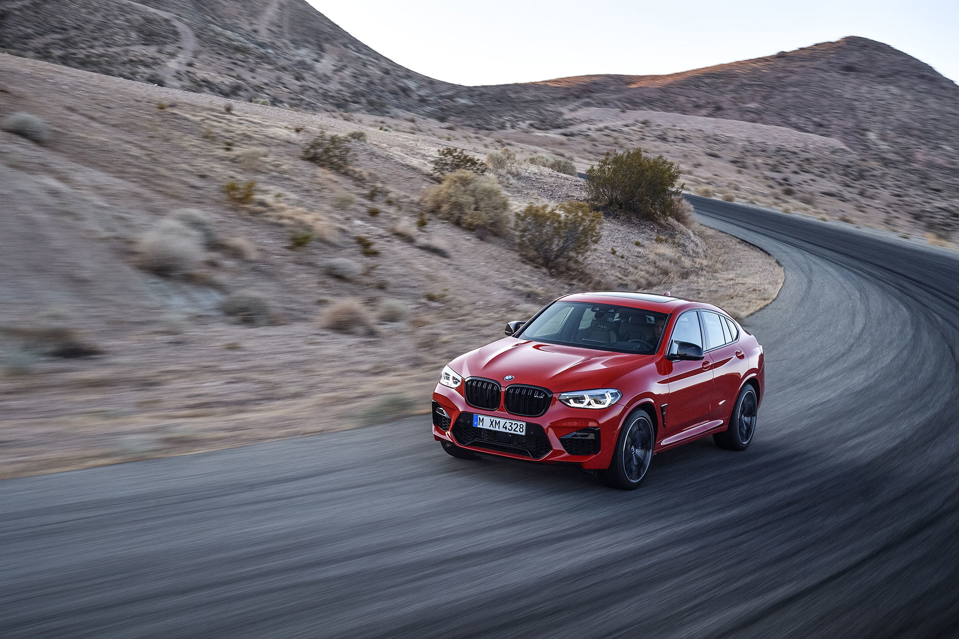 Bmw X4 M 2019 Rojo Exterior Movimiento 10