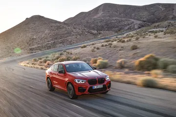 Bmw X4 M 2019 Rojo Exterior Movimiento 11