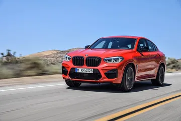 Bmw X4 M 2019 Rojo Exterior Movimiento 26