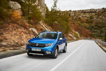 Dacia Sandero Stepway 2019 Azul 04