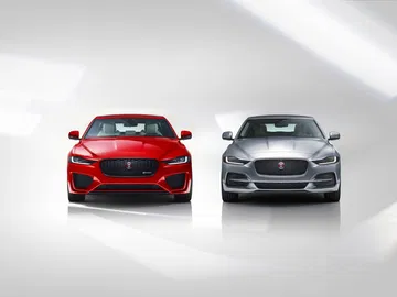 Jaguar Xe 2019 17