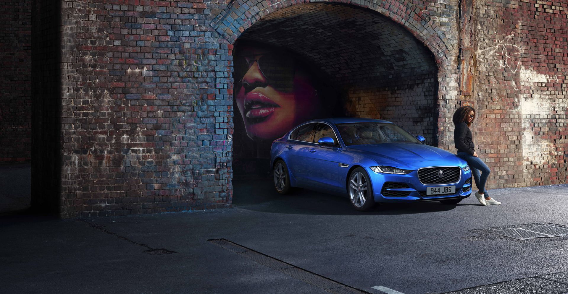 Jaguar Xe 2019 22