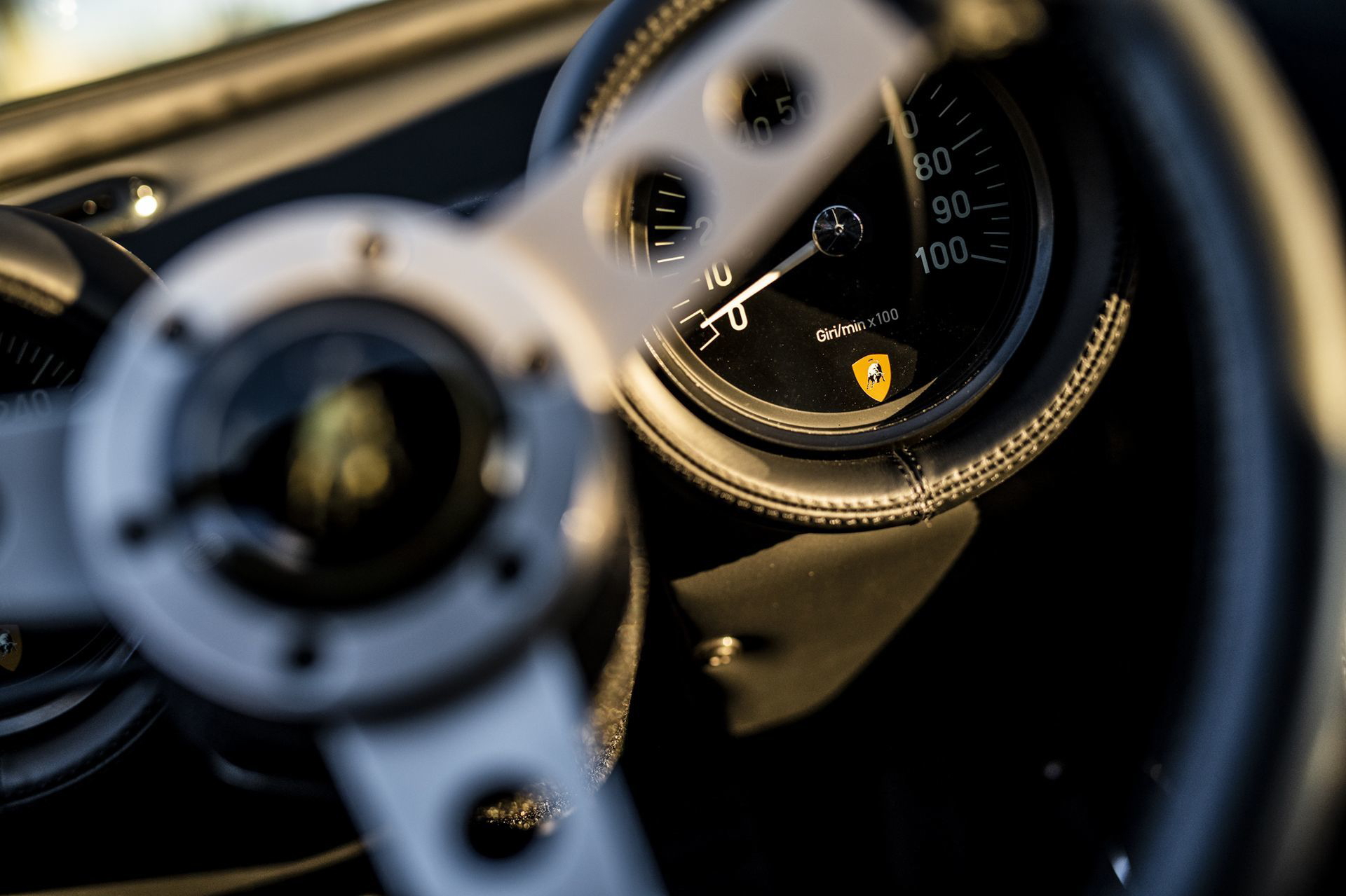 Lamborgini Miura Sv Rojo 6 Interior