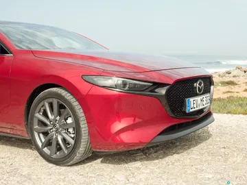 Mazda 3 Skyactiv G Frontal 00029