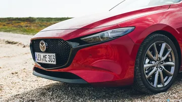 Mazda 3 Skyactiv G Frontal 00108