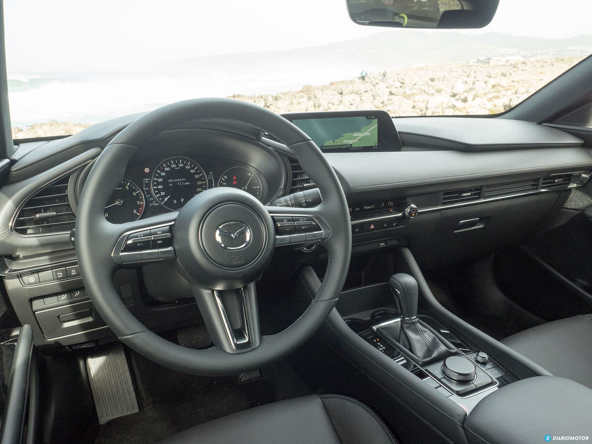 Mazda 3 Skyactiv G Interior 00015