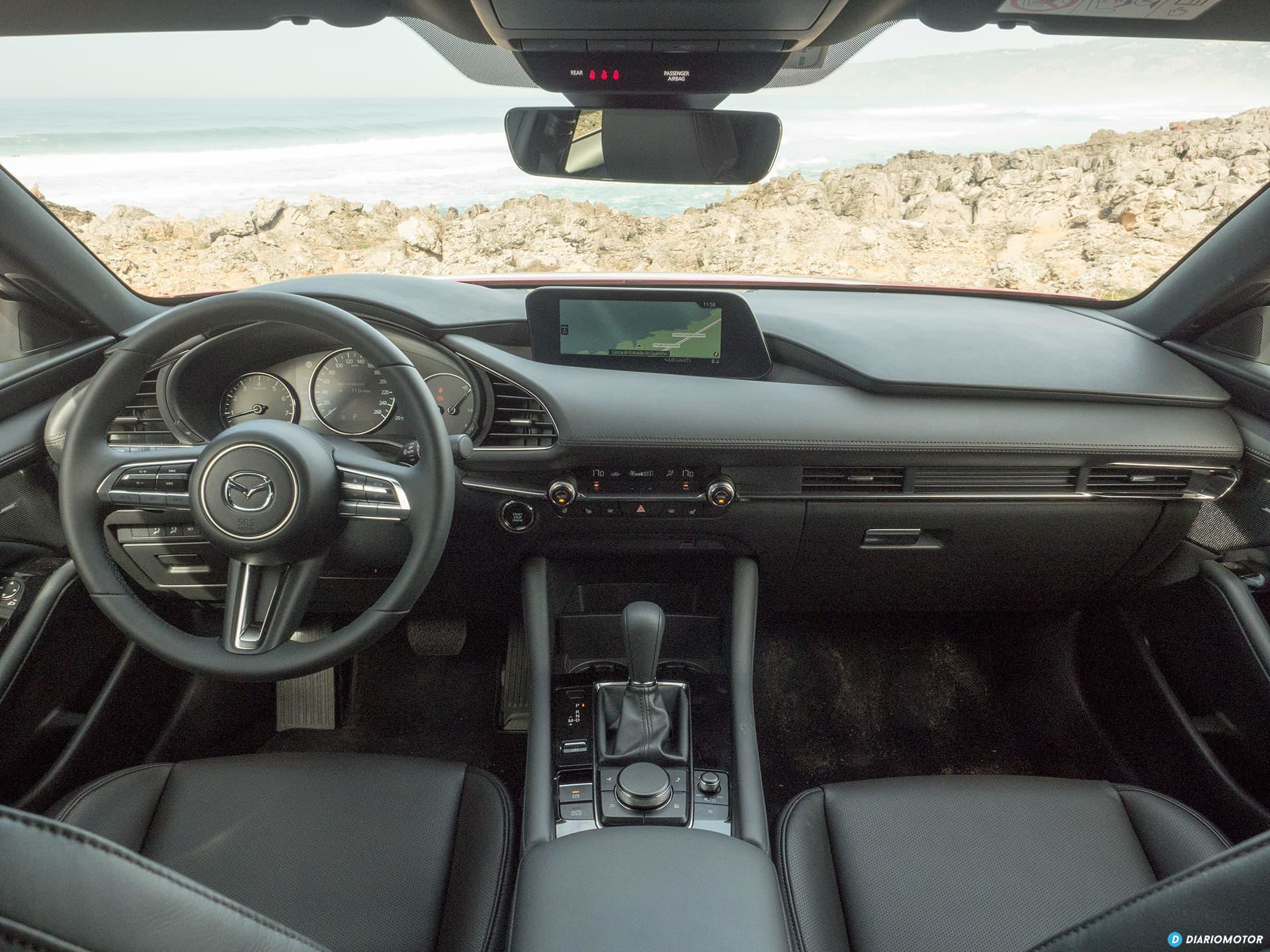 Mazda 3 Skyactiv G Interior 00018