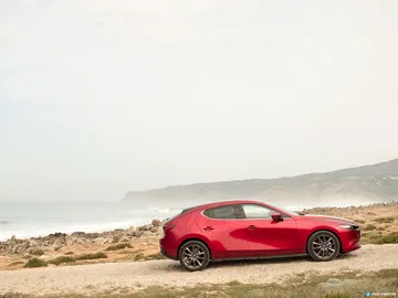 Mazda 3 Skyactiv G Perfil 00006