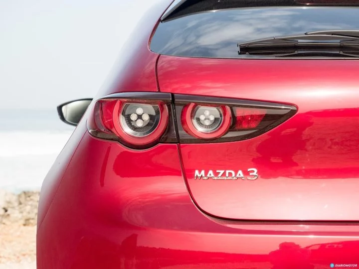 Mazda 3 Skyactiv G Pilotos Traseros 00016