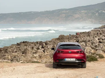 Mazda 3 Skyactiv G Trasera 00025