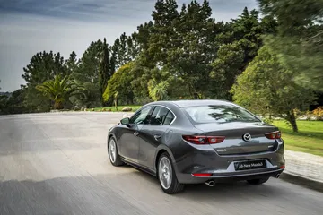 Mazda 3 Skyactiv G Oficial Gris 00115