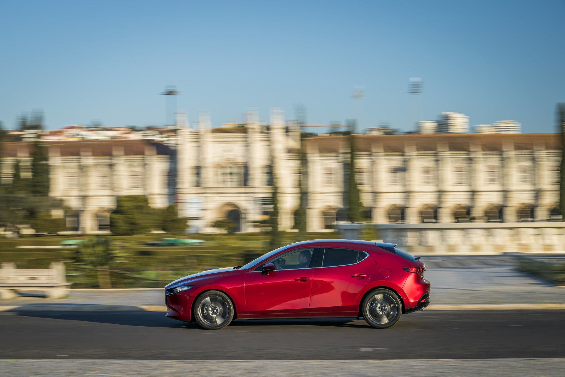 Mazda 3 Skyactiv G Oficial Rojo 00115