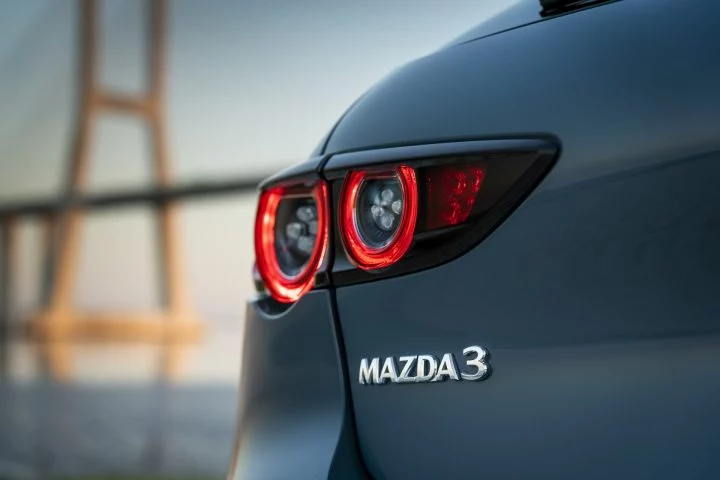 Mazda3 2019 Polymetal Piloto 01