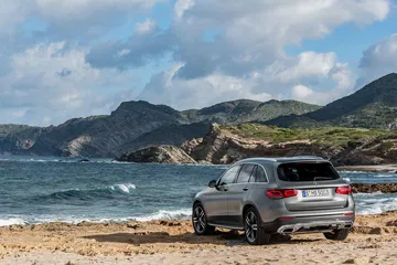 Mercedes Glc 2019 Gris 13
