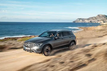 Mercedes Glc 2019 Gris 17
