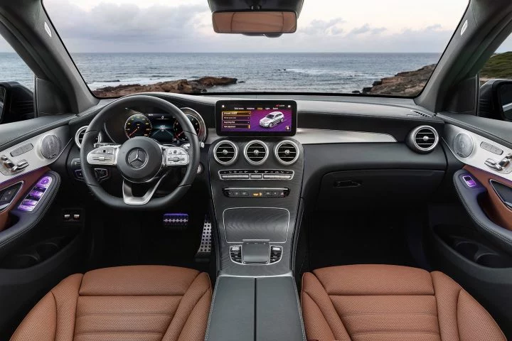 Mercedes Glc 2019 Interior 2