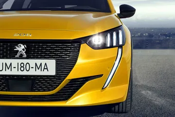 Peugeot 208 2019 Amarillo Detalles 01