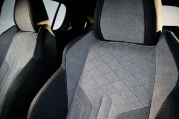 Peugeot E 208 2019 Azul Interior 02