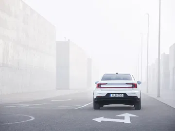 Polestar 2 Exterior 05