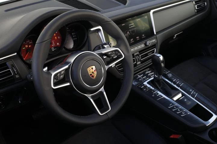Porsche Macan Sprit 2019 4 Interior