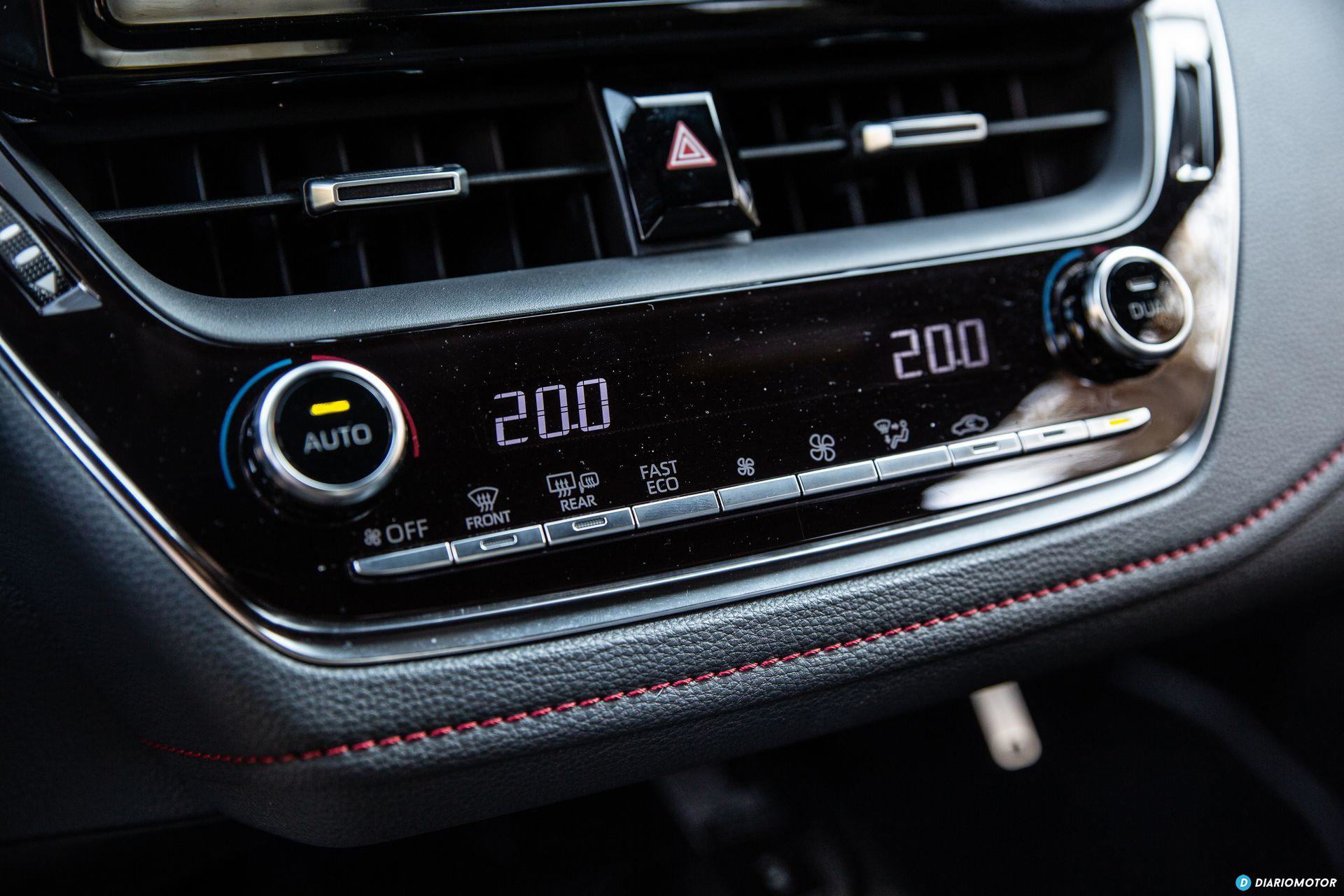 Toyota Corolla 2019 Interior 5