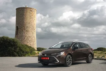 Toyota Corolla Touring Sport 10 Marron