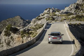 Toyota Corolla Touring Sport 12 Plata