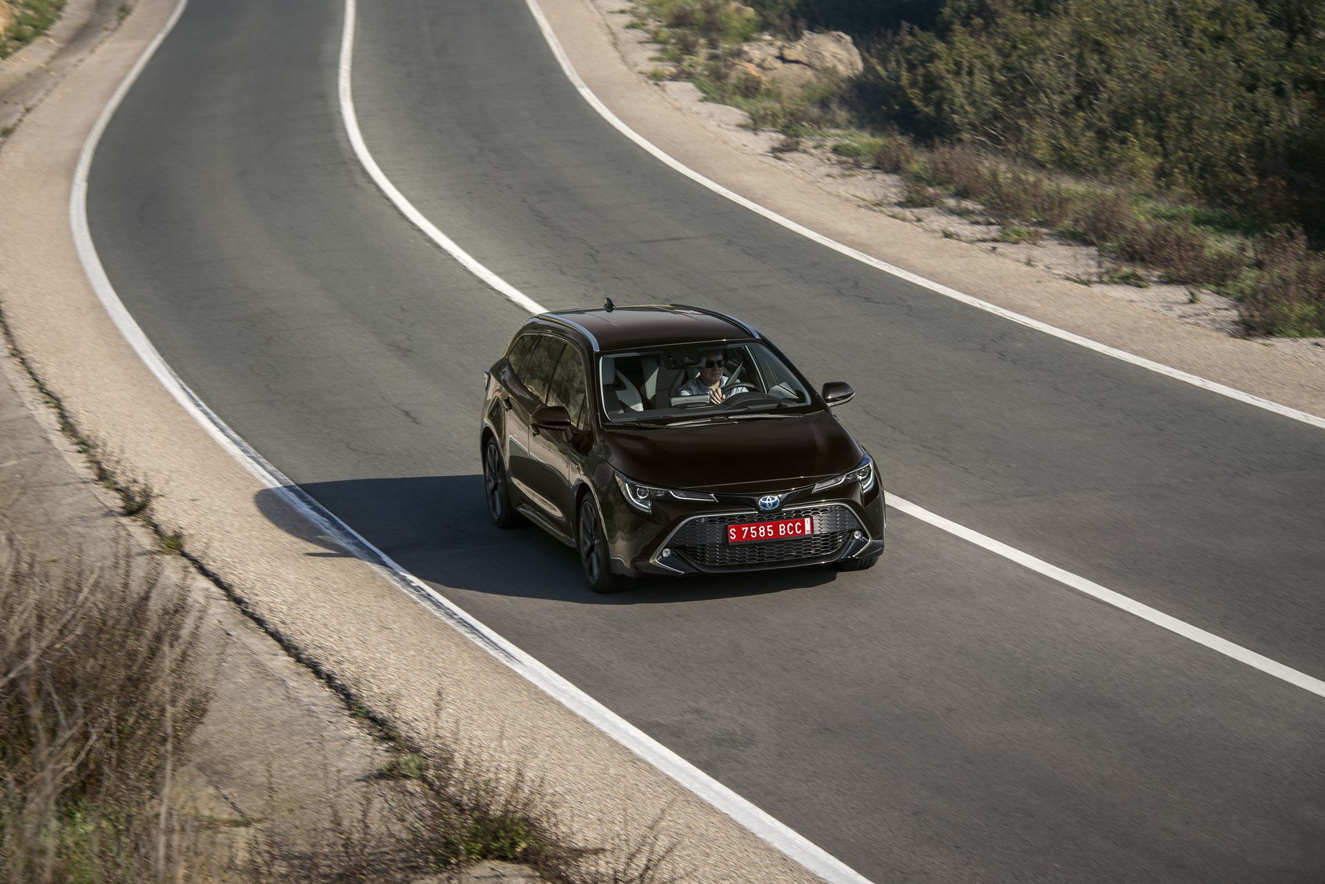 Toyota Corolla Touring Sport 13 Marron