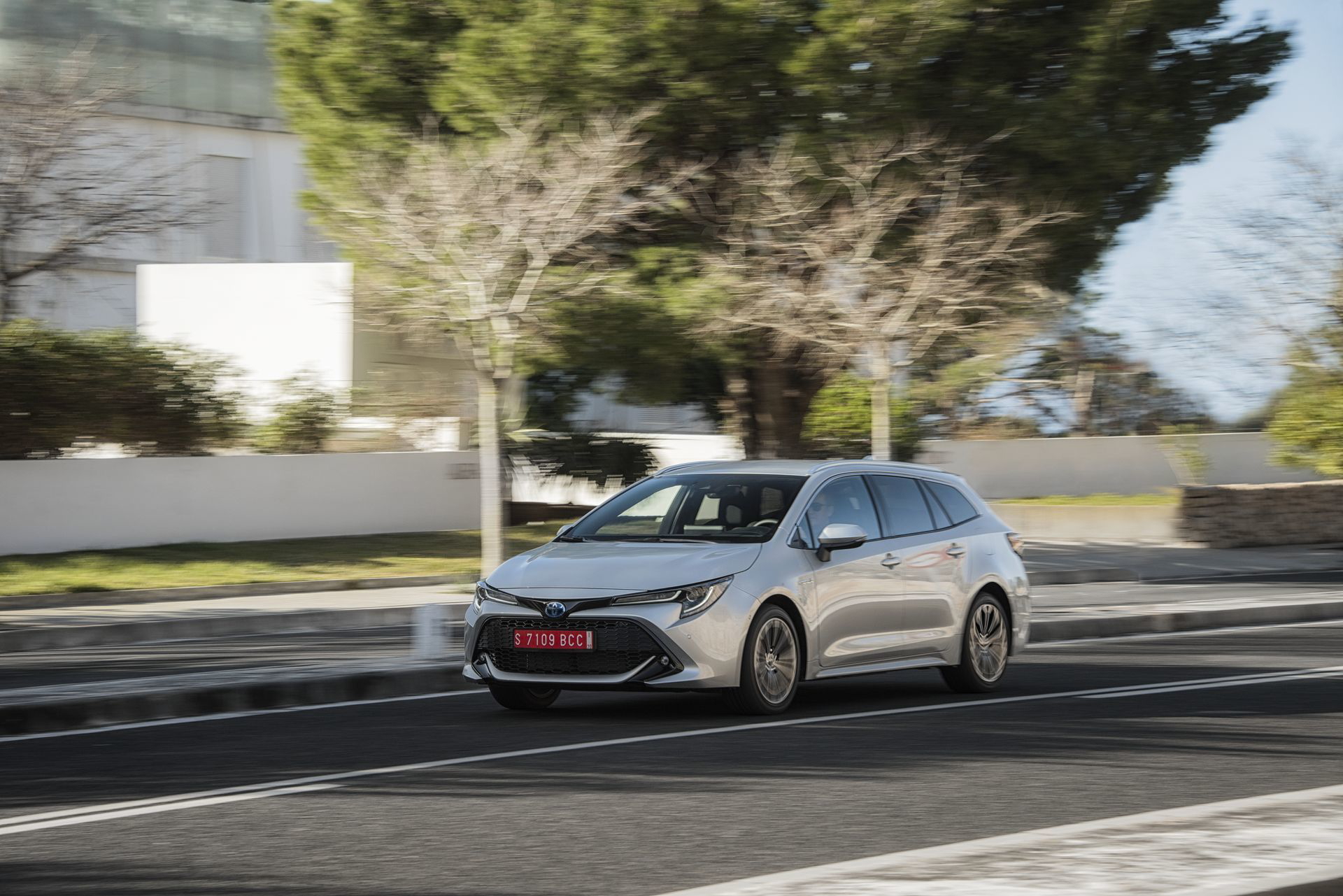 Toyota Corolla Touring Sport 18 Plata