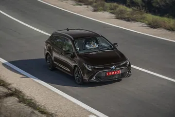 Toyota Corolla Touring Sport 19 Marron